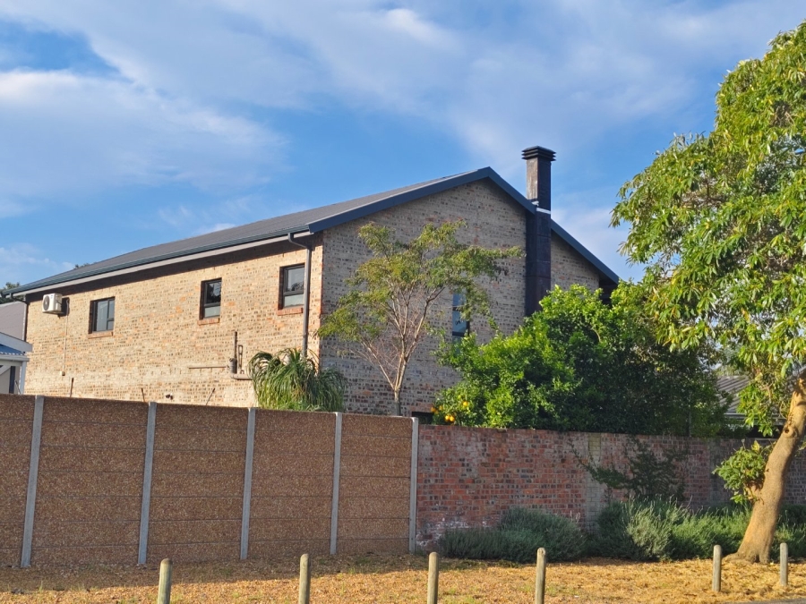 To Let 3 Bedroom Property for Rent in Groenvlei Western Cape